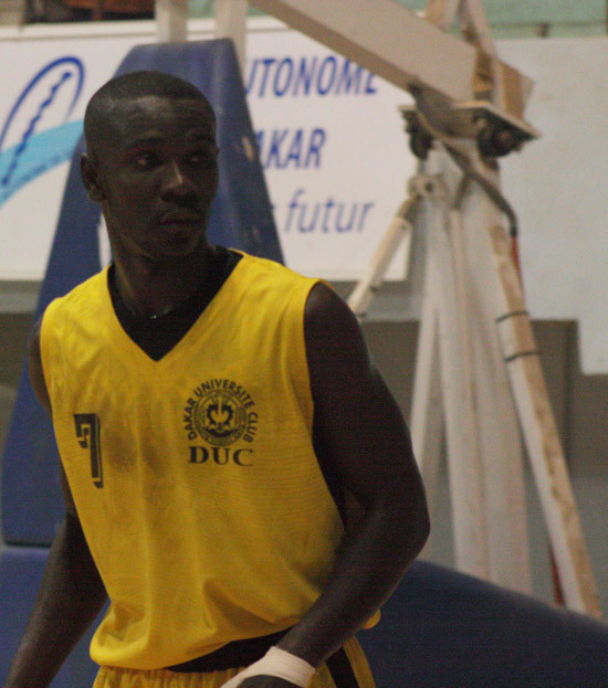 Play-offs garçons J2 :DUC se relance, UGB, SLBC et Douane enchaînent Play-offs garçons J2 :DUC se relance, UGB, SLBC et Douane enchaînent