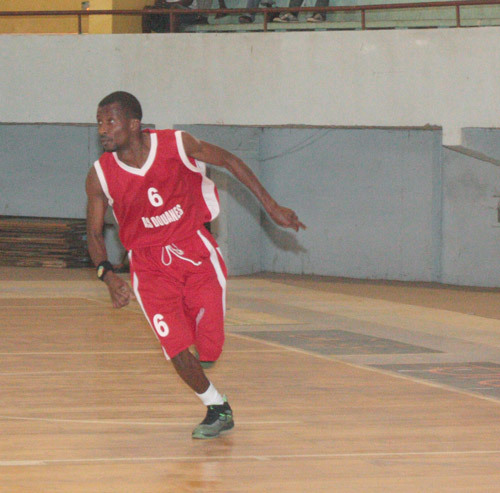 TIRAGE COUPE DU SÉNÉGAL GARÇONS : Le tenant Douane croise Rail en quarts TIRAGE COUPE DU SÉNÉGAL GARÇONS : Le tenant Douane croise Rail en quarts