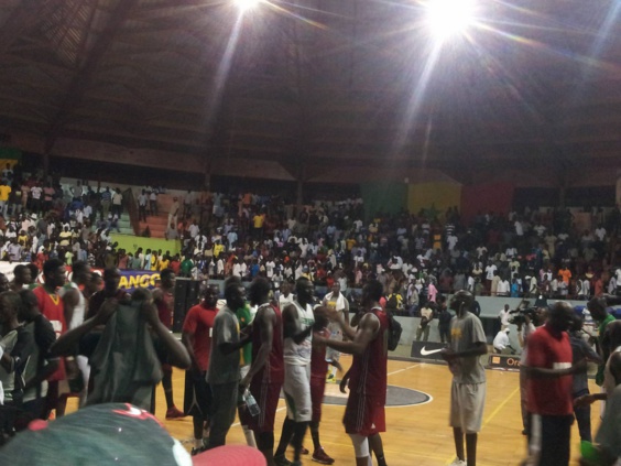 TOURNOI INTERNATIONAL DE DAKAR LES «LIONS» IMPOSENT LEUR JEU AUX AIGLE TOURNOI INTERNATIONAL DE DAKAR LES «LIONS» IMPOSENT LEUR JEU AUX AIGLE