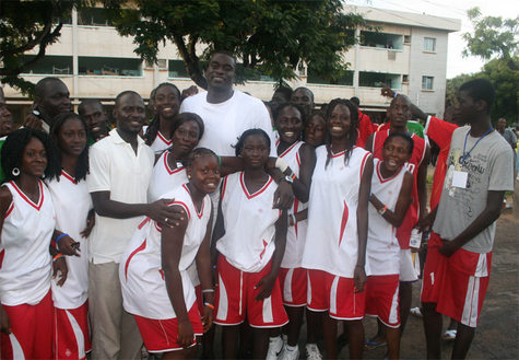 TOURNOI DES MOINS DE 16 ANS ET CAMPS D’ENTRAINEMENT A DAKAR :Desagana Diop arme les jeunes basketteurs