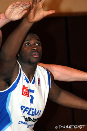 Cheikh Ibrahima Koma (Charleville) 15 pts, 2 rbds et 2 passes. Cheikh Ibrahima Koma (Charleville) 15 pts, 2 rbds et 2 passes.