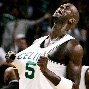 NBA - Boston: Kevin Garnett risque de manquer les play-offs NBA - Boston: Kevin Garnett risque de manquer les play-offs