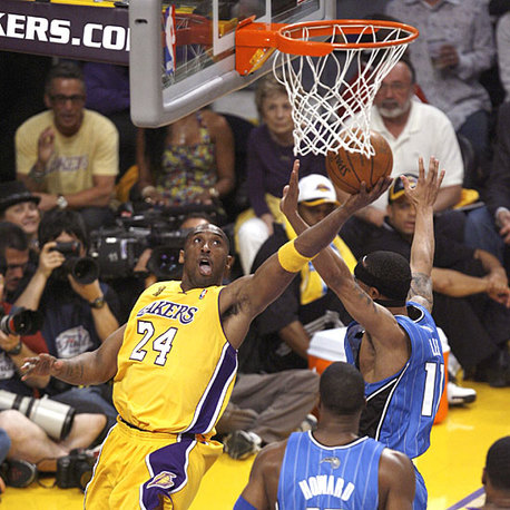 (VIDEO)NBA FINALES 2009 -GAME 1 : Les Lakers vitesse grand V