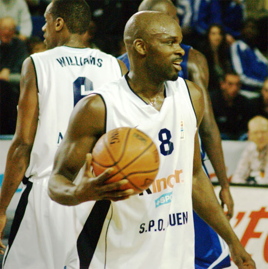 Cheikhou Thioune retrouve les Lions, Desagana et Pape Sow en route Cheikhou Thioune retrouve les Lions, Desagana et Pape Sow en route