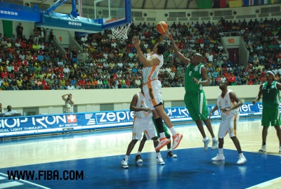 AFROBASKET 2009 3ème journée: Cote d'Ivoire 94 - Afrique du Sud 57 AFROBASKET 2009 3ème journée: Cote d'Ivoire 94 - Afrique du Sud 57