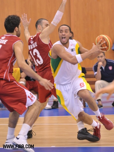 AFROBASKET 2009 Quarts de Finale: Mali 73 - Tunisie 74 AFROBASKET 2009 Quarts de Finale: Mali 73 - Tunisie 74