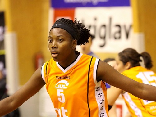 AFROBASKET FEMININ 09:Aya Traoré bourreau des Sud Africaines