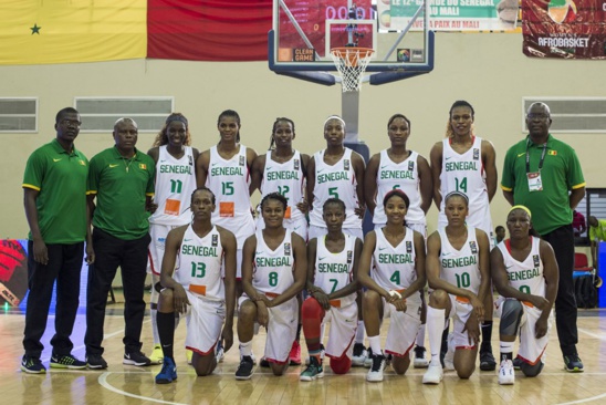 AFROBASKET DAMES 2017 :Les Lionnes remportent leur deuxième match devant le Mozambique (76-67) AFROBASKET DAMES 2017 :Les Lionnes remportent leur deuxième match devant le Mozambique (76-67)
