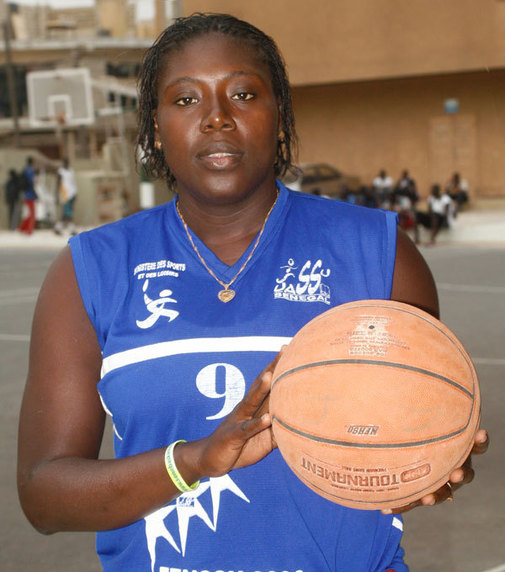 COUMBA TRAORE : Les journalistes savent aussi sauter ! COUMBA TRAORE : Les journalistes savent aussi sauter !