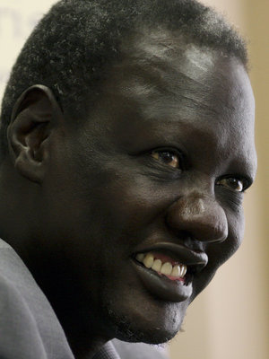Décès du géant soudanais Manute Bol à 47 ans Décès du géant soudanais Manute Bol à 47 ans