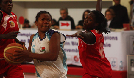 9ème/10ème places - BBCM vs SLBC (79:54) : SLBC sort par la petite porte 9ème/10ème places - BBCM vs SLBC (79:54) : SLBC sort par la petite porte