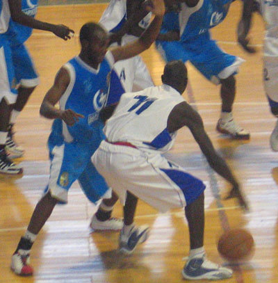 Championnat Résultats : L’UGB remporte le duel du nord et prend la tête de la poule A Championnat Résultats : L’UGB remporte le duel du nord et prend la tête de la poule A