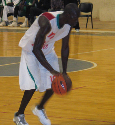 Basket masculin : l’As Douanes lâche ses poursuivants