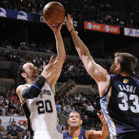 NBA Play-offs/1er tour - Matches N.2 :Merci Ginobili ! NBA Play-offs/1er tour - Matches N.2 :Merci Ginobili !