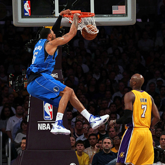 NBA PLAYOFF 2éme Tour - Les Lakers s'écroulent, les Bulls se relèvent NBA PLAYOFF 2éme Tour - Les Lakers s'écroulent, les Bulls se relèvent