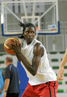 Ligue Féminine - Journée 5 : Premiére victoire pour Mame Marie Sy et bon début d'Aminata Nar Diop avec Nantes Rezé Ligue Féminine - Journée 5 : Premiére victoire pour Mame Marie Sy et bon début d'Aminata Nar Diop avec Nantes Rezé