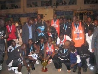 UASSU/SEED Tournoi: Photo de famille