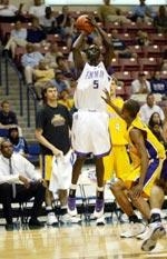 Maleye NDOYE en Play-OFFS Maleye NDOYE en Play-OFFS