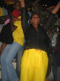 Mborika Fall Jubilant lors de la finale Mborika Fall Jubilant lors de la finale