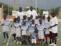 Desagana DIOP, Gallo Fall et Anne Marie Dioh en compagnie de jeunes pratiquants Desagana DIOP, Gallo Fall et Anne Marie Dioh en compagnie de jeunes pratiquants