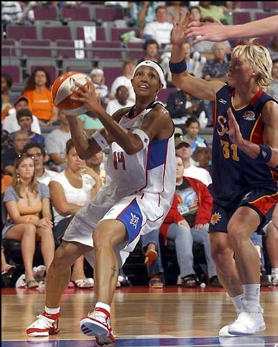 Deanna Nolan de Detroit Shocks (Photo et videos NBA)