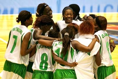 Les lionnes célébrant leur victoire ( photo FIBA)