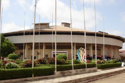 STADIUM MARIUS NDIAYE dans l'attente des travaux annoncés -(photo SENEBASKET)