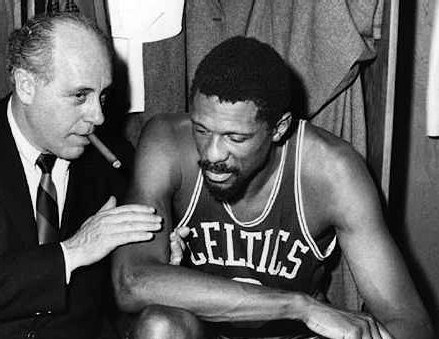 Red Auerbach  en compagnie de Bill Russel