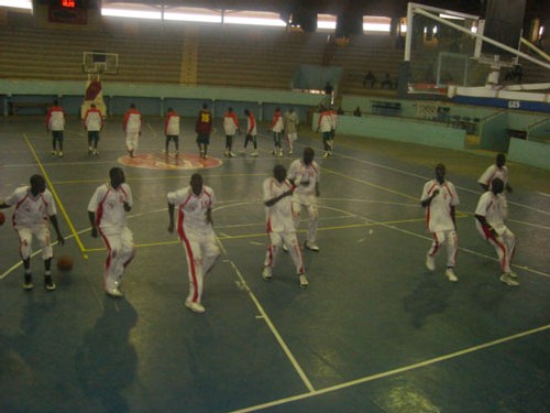 La Douanes et l'ASFA (au fond), qui se retrouveront cette semaine- photo saison 2005-2006