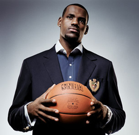 NBA - LeBron James (Miami) va gagner son quatrième titre de MVP (presse) NBA - LeBron James (Miami) va gagner son quatrième titre de MVP (presse)