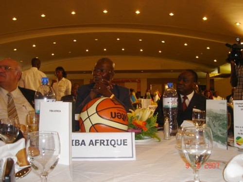 Mr Seye et Mr Ekra President de FIBA Afrique