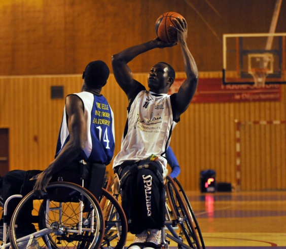 HANDIBASKET Championnat de France NA - 18ème journée: THONON C.H d'Ibrahima Ndiaye monte en Nationale A. HANDIBASKET Championnat de France NA - 18ème journée: THONON C.H d'Ibrahima Ndiaye monte en Nationale A.