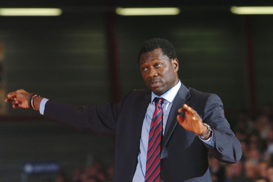 Une trentaine d'entraineurs à la clinique animée par Aimé Toupane Une trentaine d'entraineurs à la clinique animée par Aimé Toupane