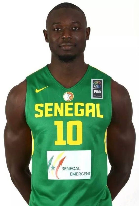 Les joueurs solidaires avec Djibril Thiam :"On considère Djibril comme un membre de notre groupe" Les joueurs solidaires avec Djibril Thiam :"On considère Djibril comme un membre de notre groupe"