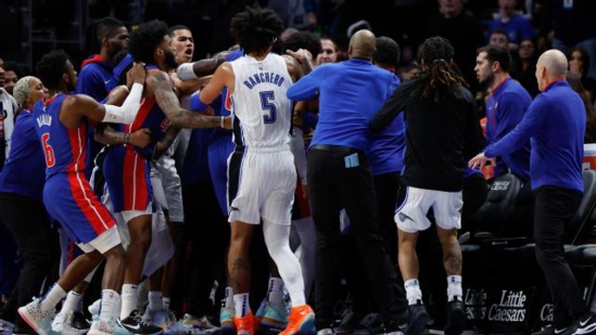 NBA: Onze joueurs suspendus à cause des débordements dans le match Magic-Pistons
