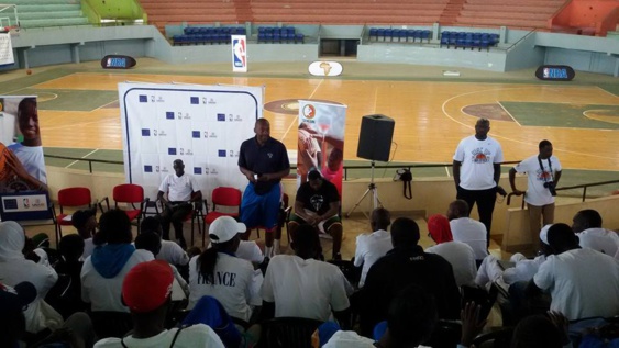 Une cinquantaine d’entraîneurs formés aux techniques du jeu rapide Une cinquantaine d’entraîneurs formés aux techniques du jeu rapide