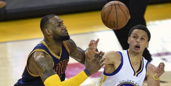 Golden State résiste à LeBron James Golden State résiste à LeBron James