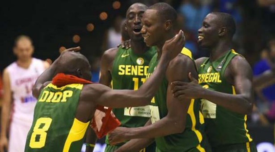 LE SENEGAL REUSSIT LA PASSE DE TROIS LE SENEGAL REUSSIT LA PASSE DE TROIS