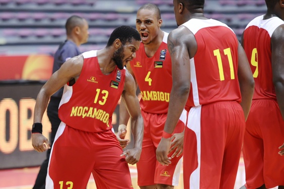 Un Tir à trois points réussi de Matos offre au Mozambique sa première victoire Un Tir à trois points réussi de Matos offre au Mozambique sa première victoire
