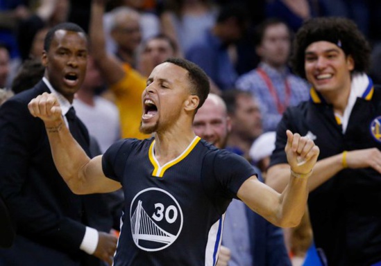 NBA: Curry chasse sur les terres de Jordan et des légendes NBA: Curry chasse sur les terres de Jordan et des légendes