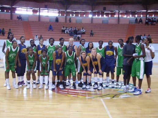 Préparations Tournoi qualificatif pour les JOs : Les Golden Bears de Berkeley battent les Lionnes du Sénégal 65-63 Préparations Tournoi qualificatif pour les JOs : Les Golden Bears de Berkeley battent les Lionnes du Sénégal 65-63