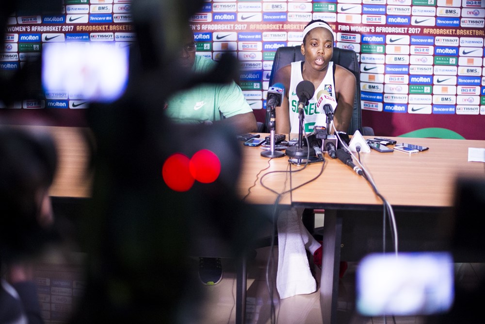 AFROBASKET DAMES 2017 : Astou Traoré va jouer les quarts de finale, selon la capitaine des Lionnes AFROBASKET DAMES 2017 : Astou Traoré va jouer les quarts de finale, selon la capitaine des Lionnes