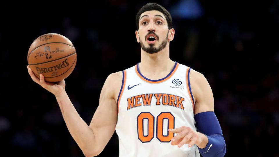 NBA. Les New York Knicks ont libéré leur pivot turc Enes Kanter