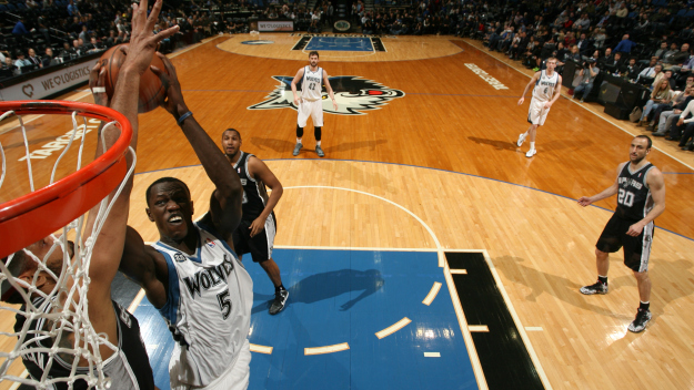 NBA - Les résultats de mardi,encore un double double pour Gorgui (15 pts et 12 rbds)