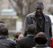 (VIDEO) Sud-Soudan: Manute Bol, légende de la NBA, se bat pour la paix
