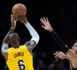 NBA: LeBron James s'amuse avec 47 points pour son 38e anniversaire