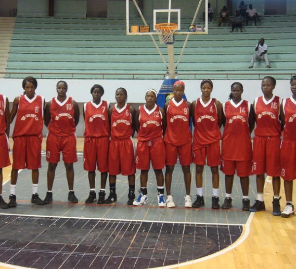 Le SLBC sacré champion après sa victoire sur le Diaraf (60-38)