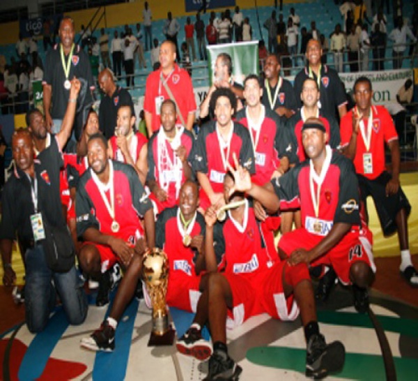 Coupe d'Afrique des clubs champions - Primeiro Agosto conserve son titre