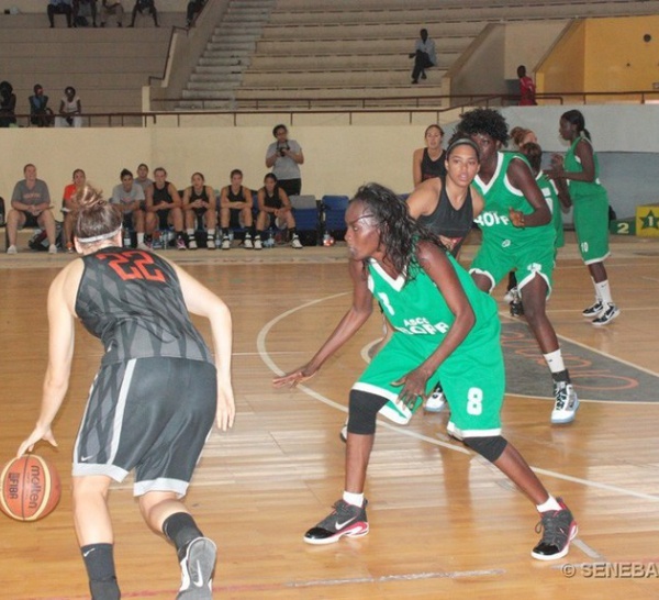 MATCH DE GALA : Princeton University domine l'équipe nationale  féminine B 76-60