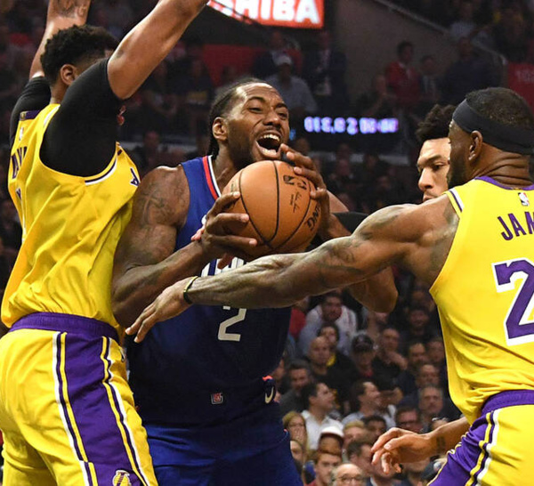 NBA:Kawhi Leonard et les Clippers remportent le derby de Los Angeles face aux Lakers